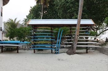 Hotel Cokes Surf Camp Thulusdhoo Esterno foto